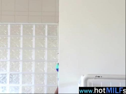 Monster cock for sexy slut mature lady (alexa tomas) mov-01